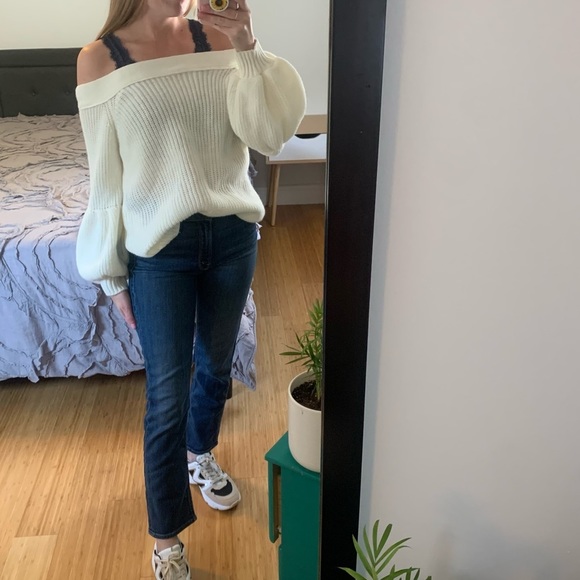Off Shoulder Puff Sleeve Sweater - Picture 2 of 7